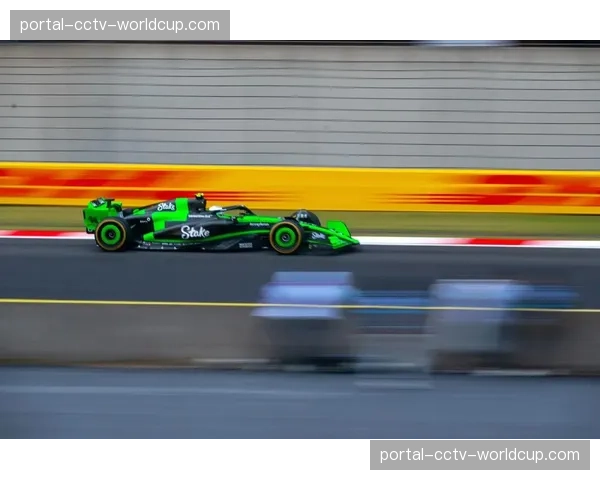 F1中国大奖赛：周冠宇主场作战获得第九，职业生涯首次在家乡取分